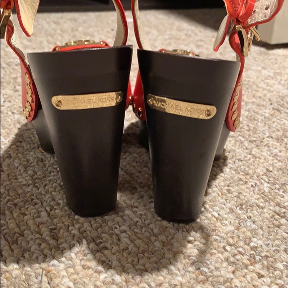 High heels - Picture 3 of 5